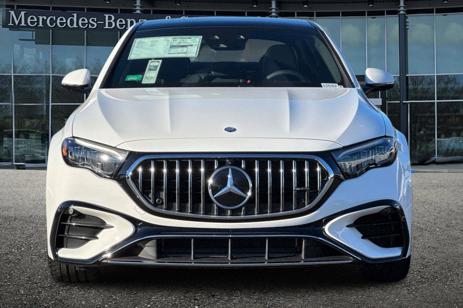 New 2026 Mercedes-Benz E 53 AMG e 4MATIC Sedan image 9