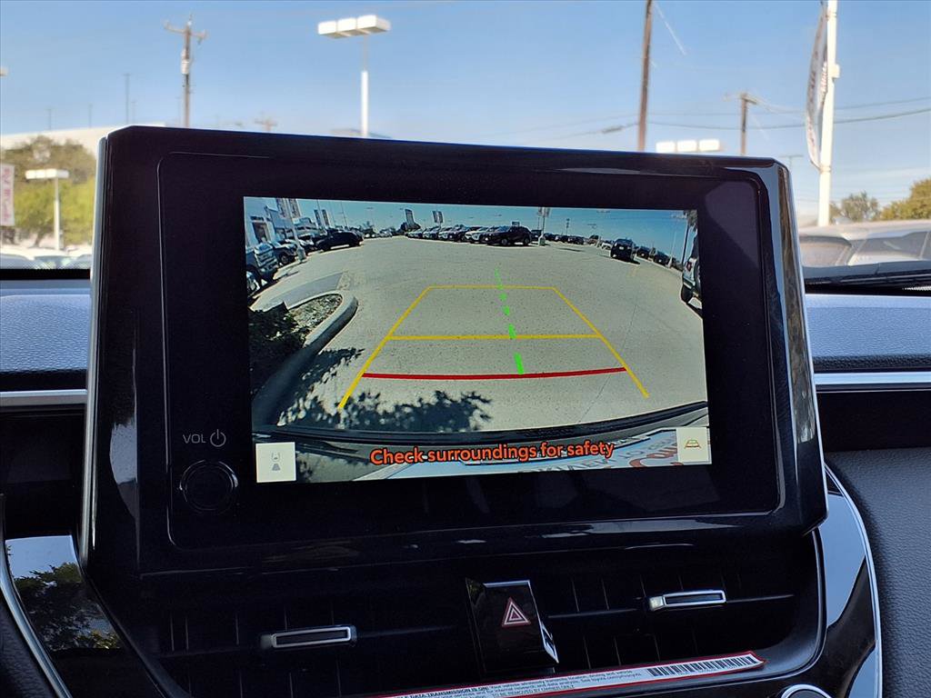 Certified 2025 Toyota Corolla Cross XLE image 18