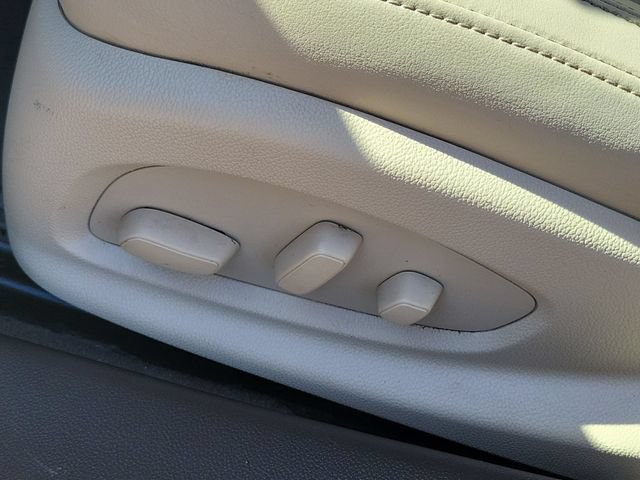 Used 2015 Buick LaCrosse FWD image 11
