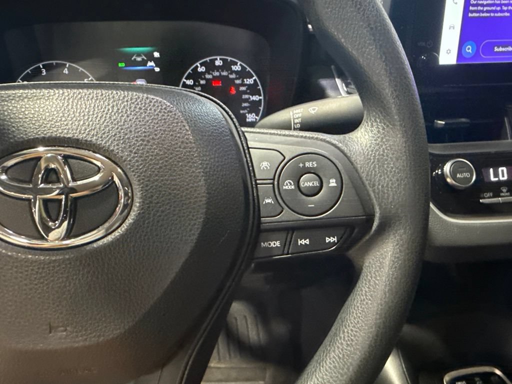 Used 2023 Toyota Corolla LE w/ LE Convenience Package FWD image 11