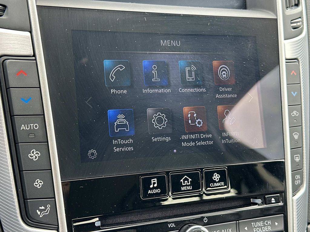 Used 2024 INFINITI Q50 Luxe w/ Cargo Package RWD image 15