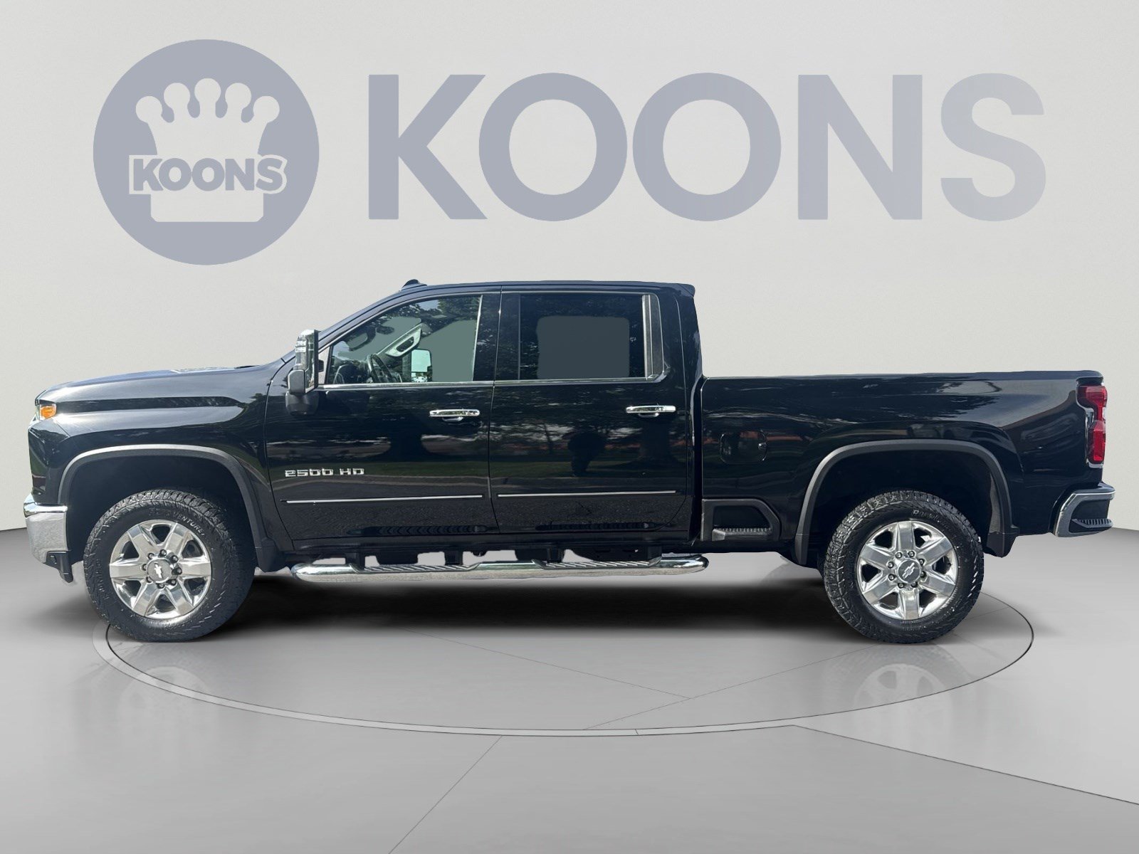 Used 2020 Chevrolet Silverado 2500 LTZ w/ LTZ Premium Package AWD/4WD image 2