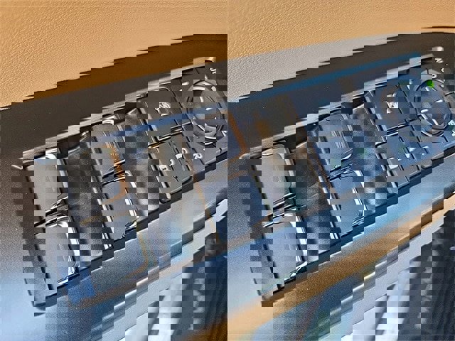 New 2026 Lexus NX 350h FWD image 9