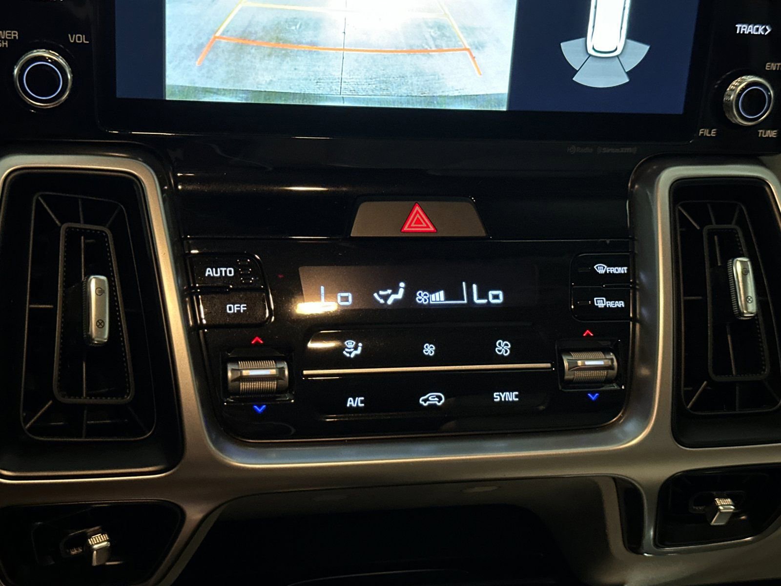 Certified 2023 Kia Sorento S AWD/4WD image 30