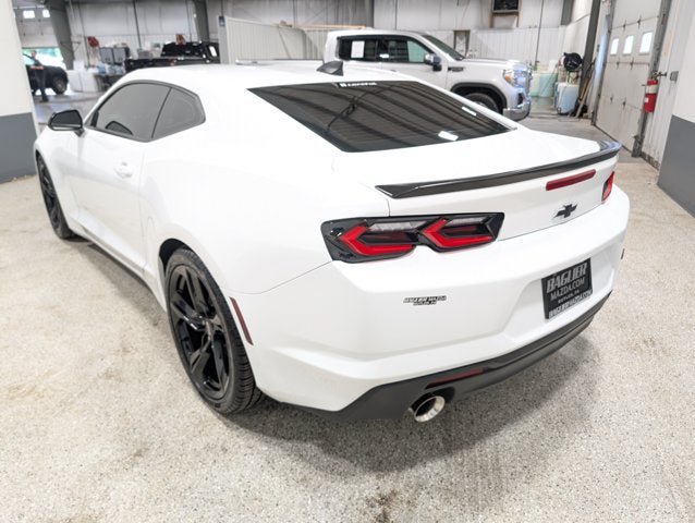 Used 2021 Chevrolet Camaro LT RWD image 5