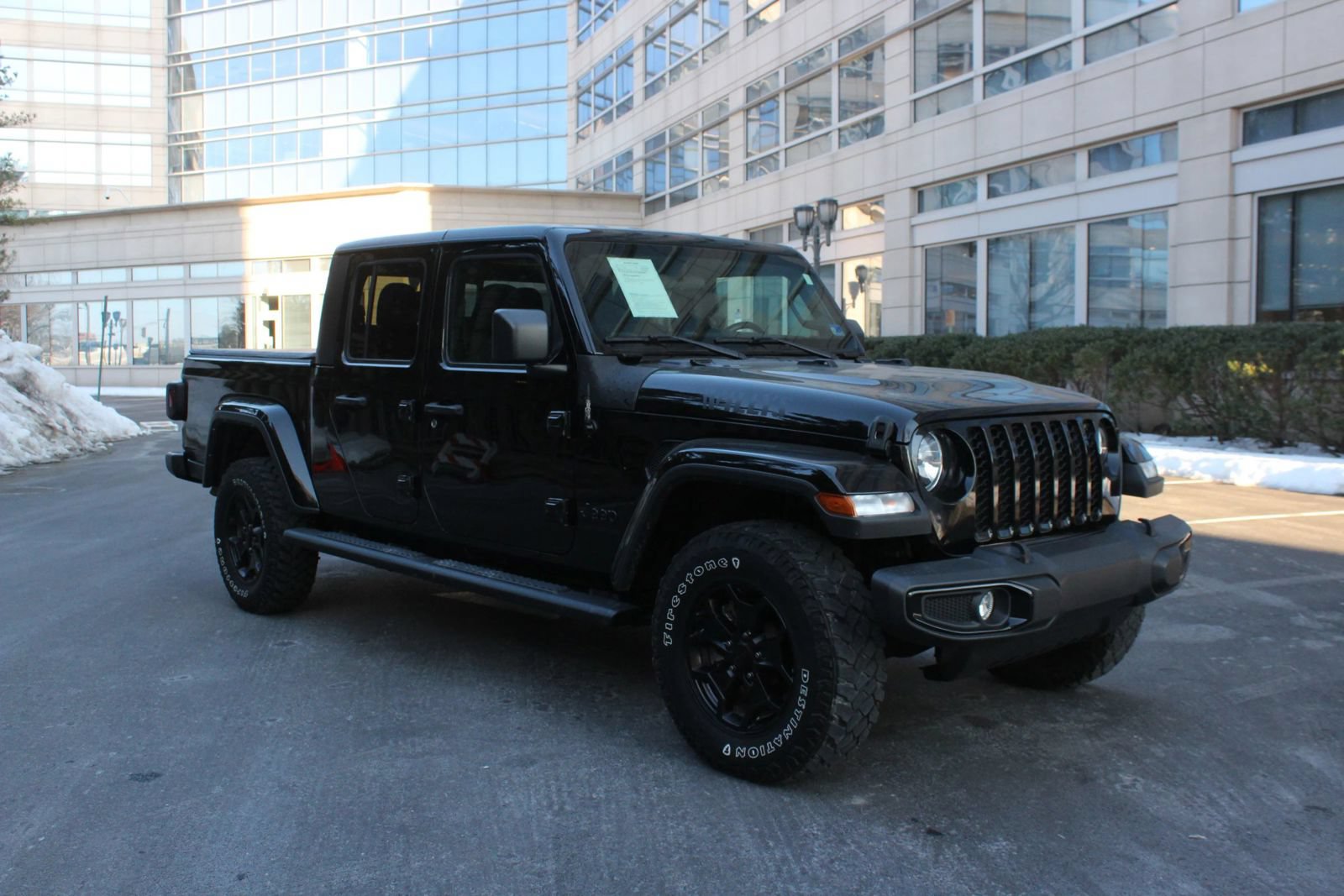 Used 2021 Jeep Gladiator Sport AWD/4WD image 1
