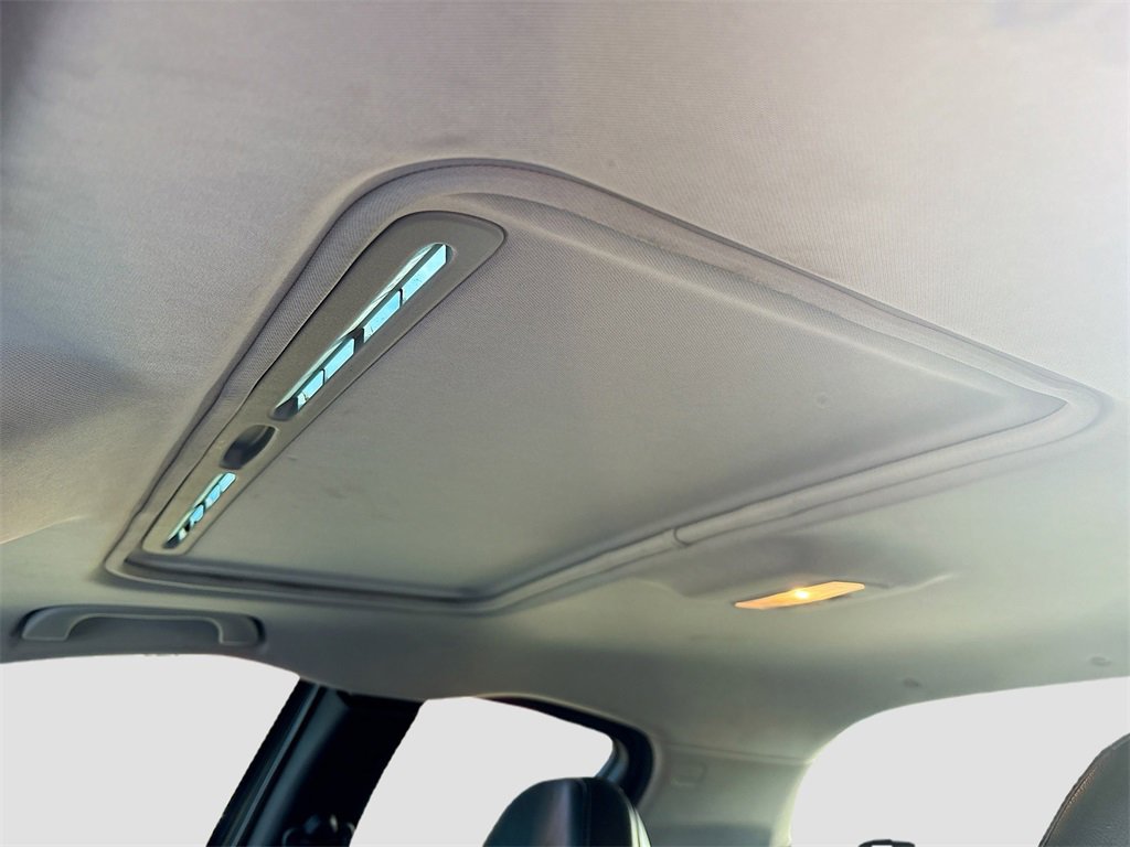 Used 2004 MAZDA RX-8 w/ MT Grand Touring Pkg image 21