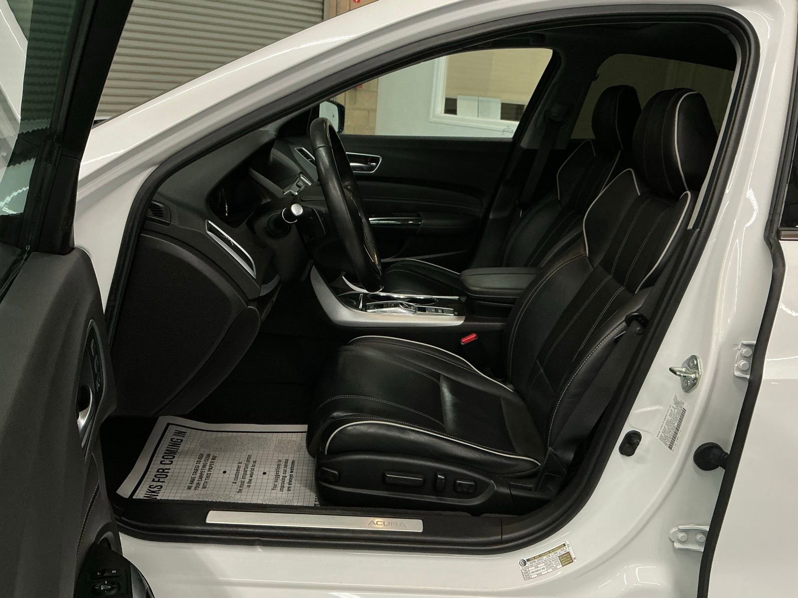 Used 2020 Acura TLX V6 w/ Technology Package image 8