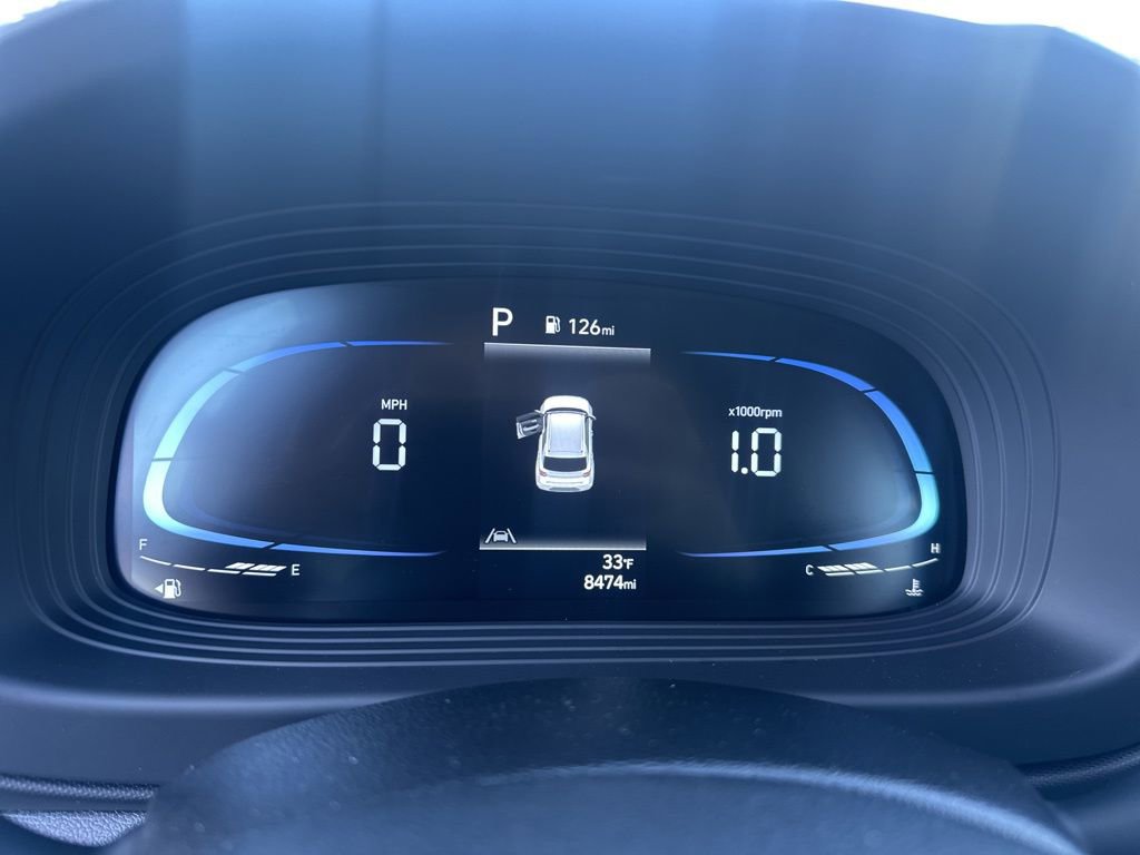 Used 2025 Hyundai Venue Limited image 15