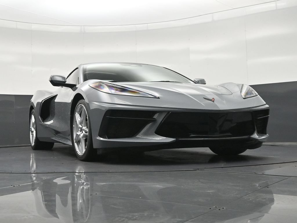 Used 2025 Chevrolet Corvette Stingray Coupe w/ 1LT RWD image 29
