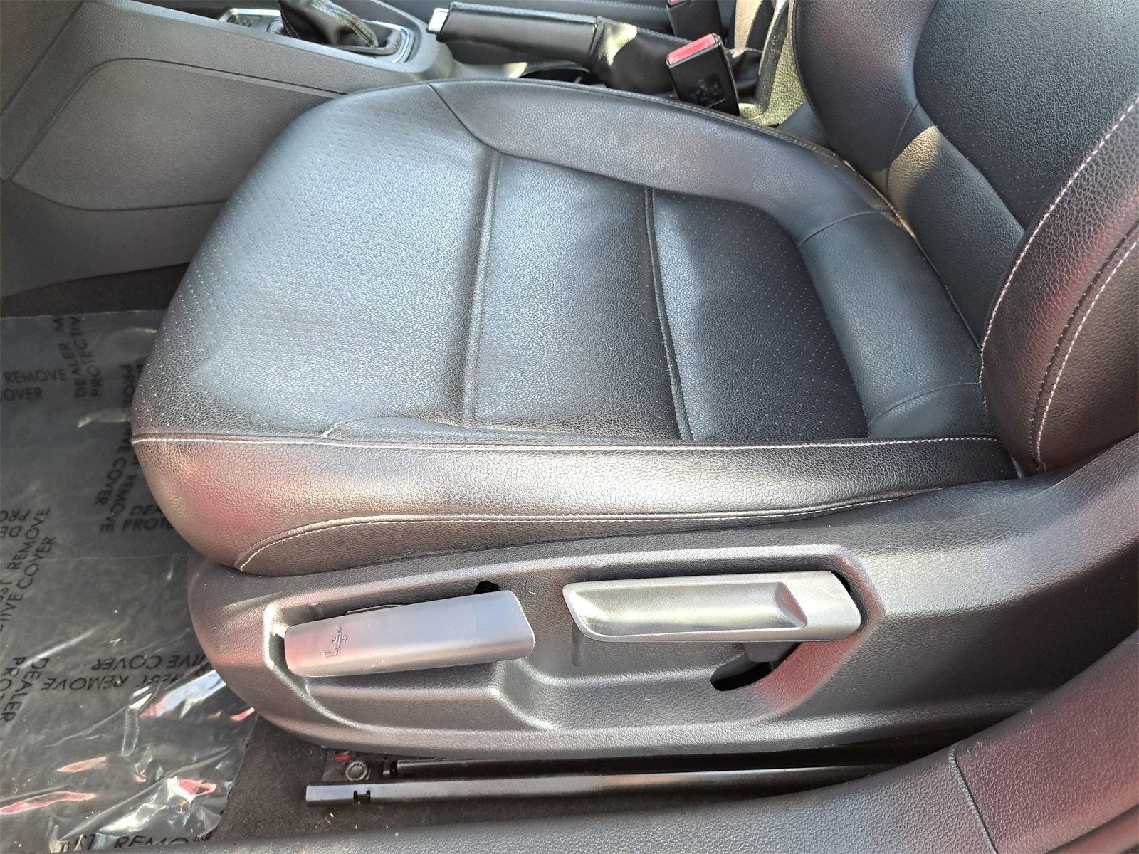 Used 2018 Volkswagen Jetta Wolfsburg Edition image 28