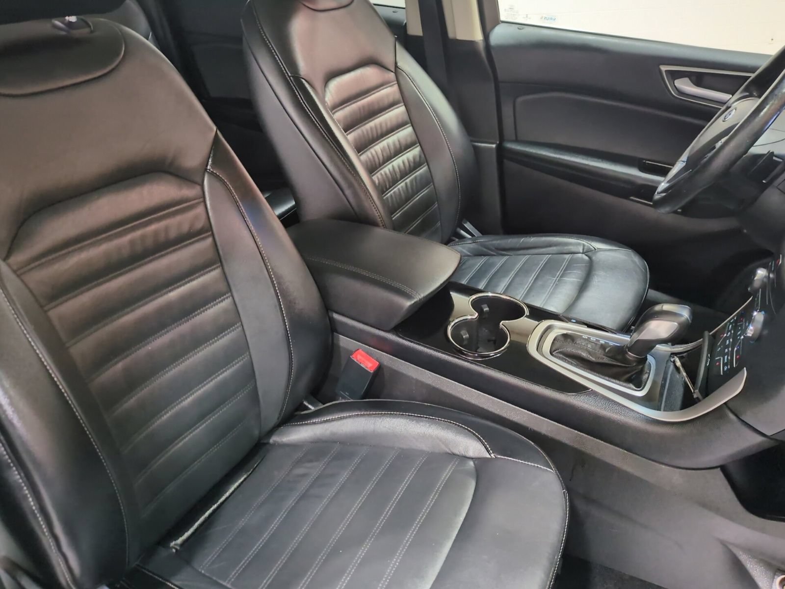 Used 2017 Ford Edge SEL w/ Equipment Group 201A AWD/4WD image 10