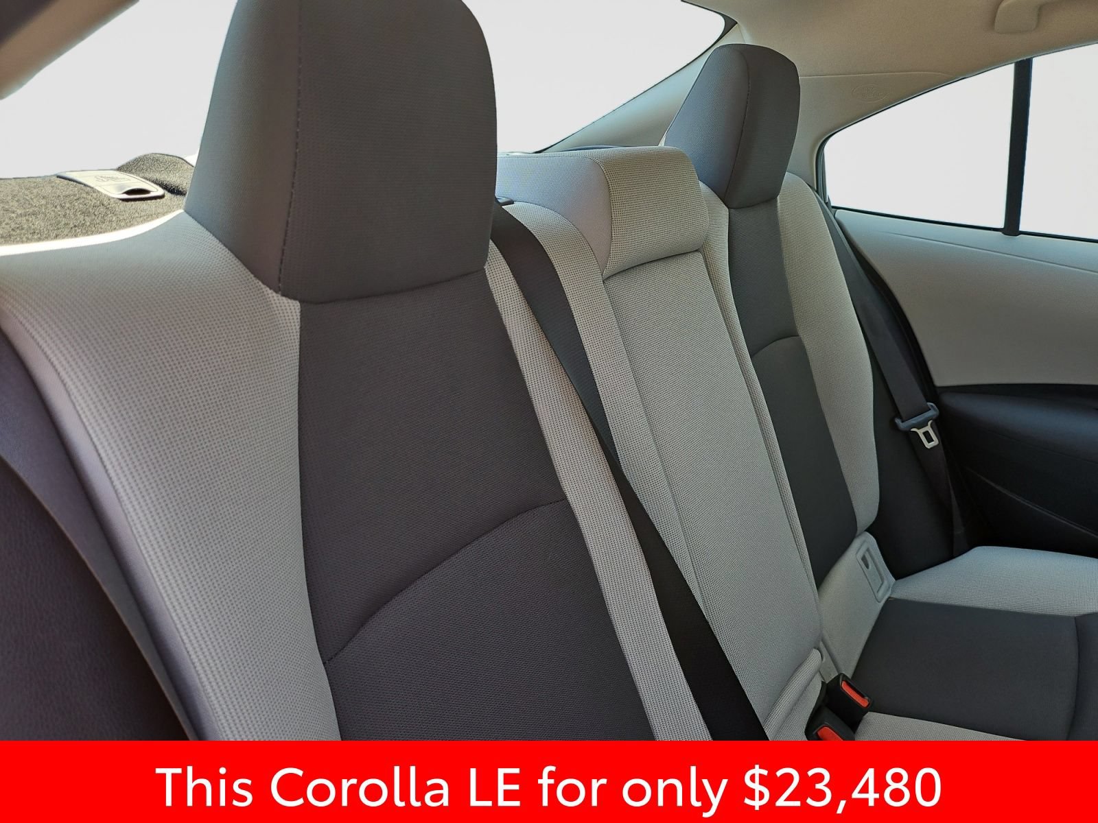 Used 2026 Toyota Corolla LE FWD image 45