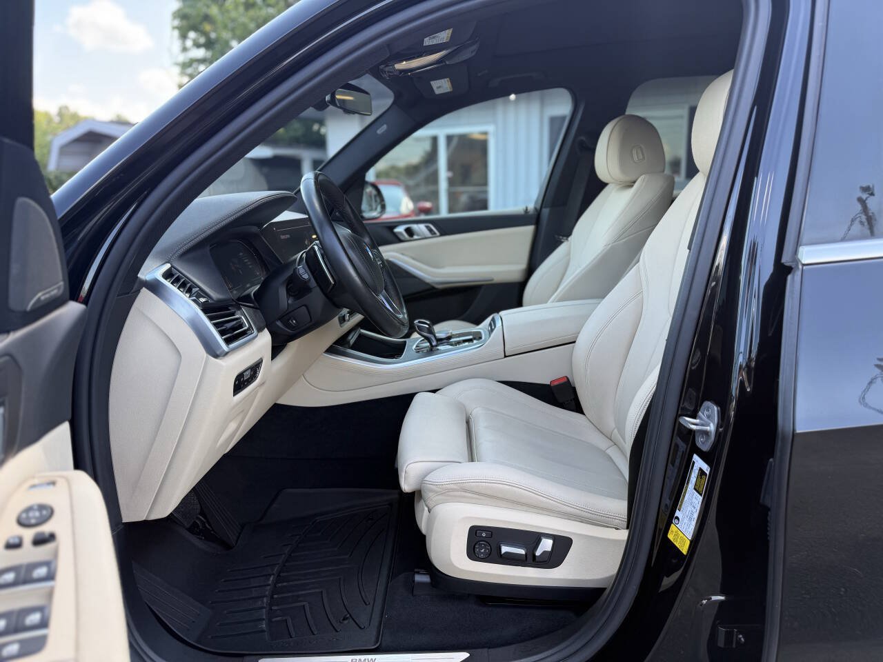 Used 2021 BMW X5 sDrive40i w/ Premium Package RWD image 11