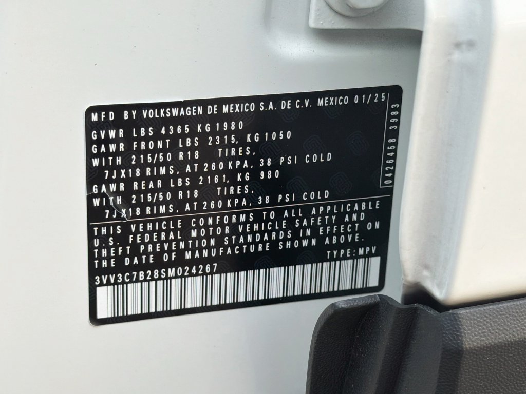 Used 2025 Volkswagen Taos SE FWD image 38