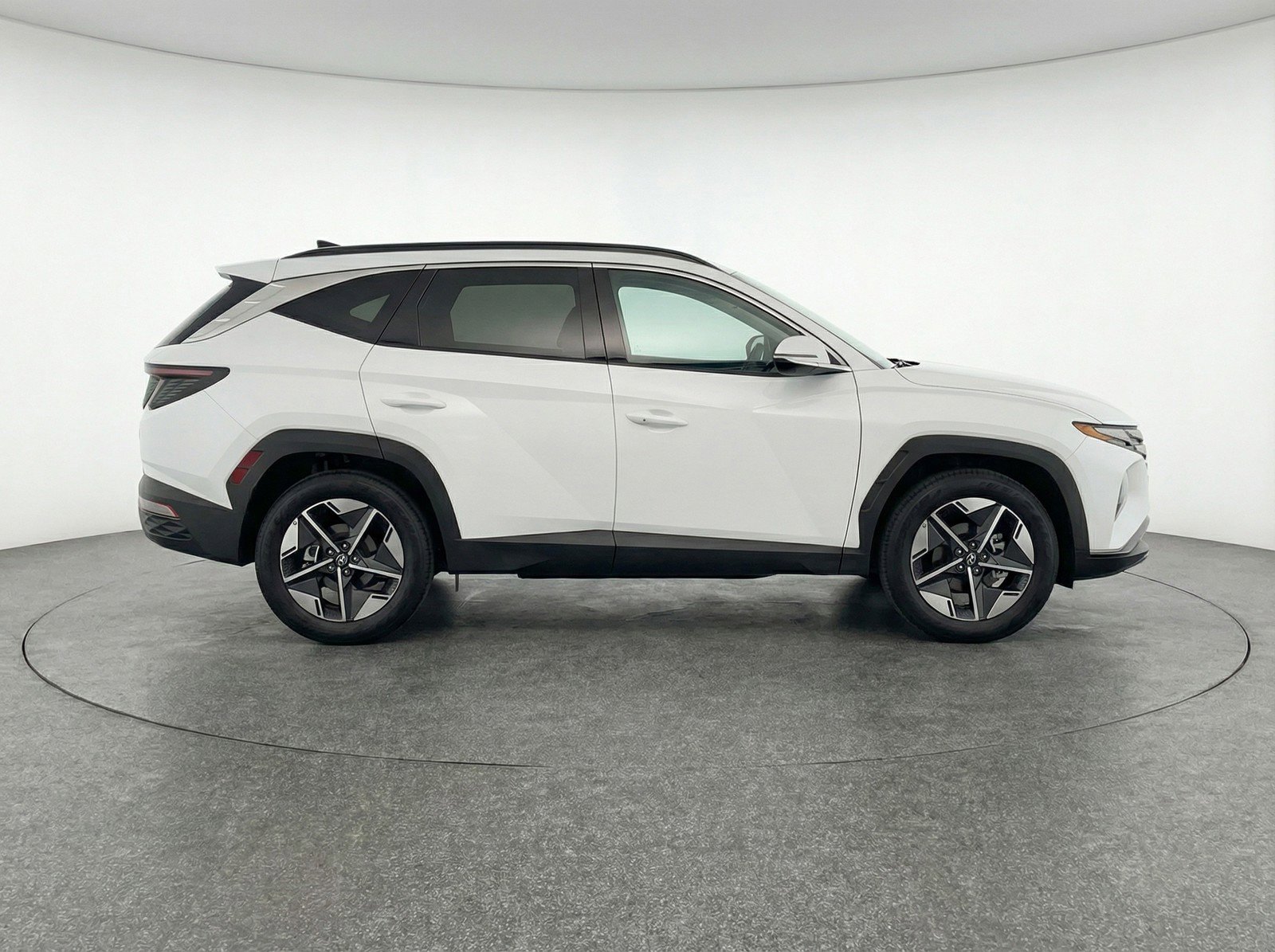 Used 2025 Hyundai Tucson SEL FWD image 11
