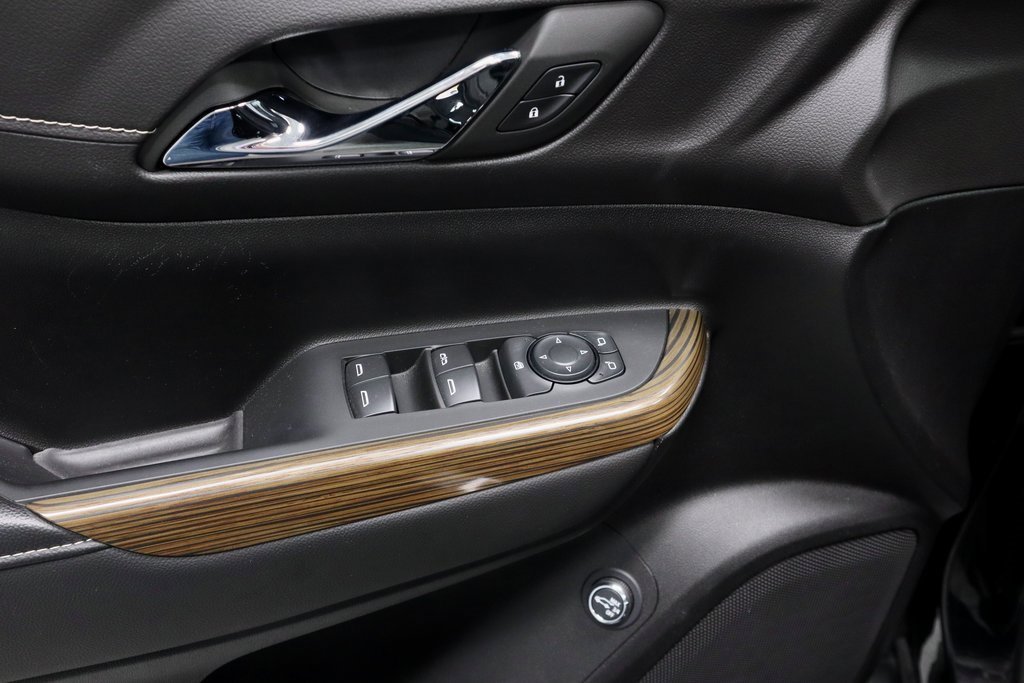 Used 2023 GMC Acadia SLE w/ Driver Convenience Package image 24