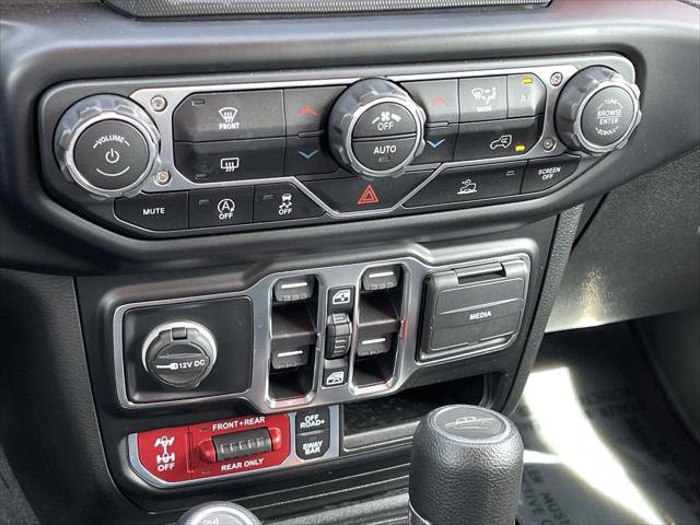 Certified 2022 Jeep Gladiator Rubicon w/ Trailer Tow Package image 38