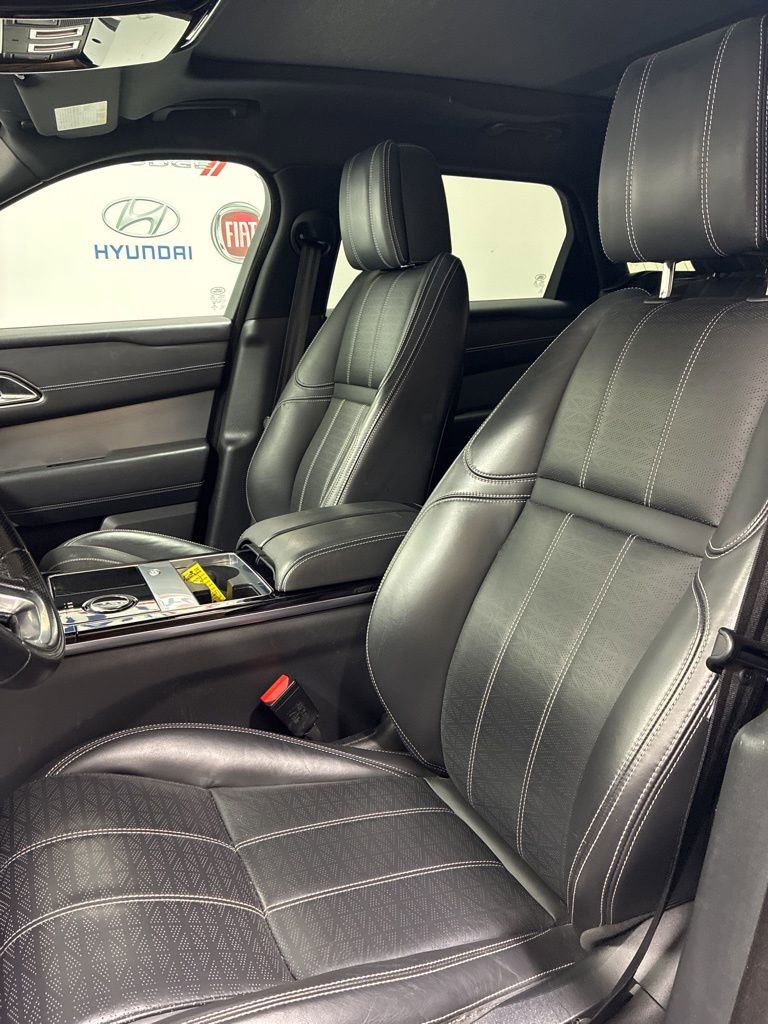 Used 2019 Land Rover Range Rover Velar R-Dynamic HSE image 10