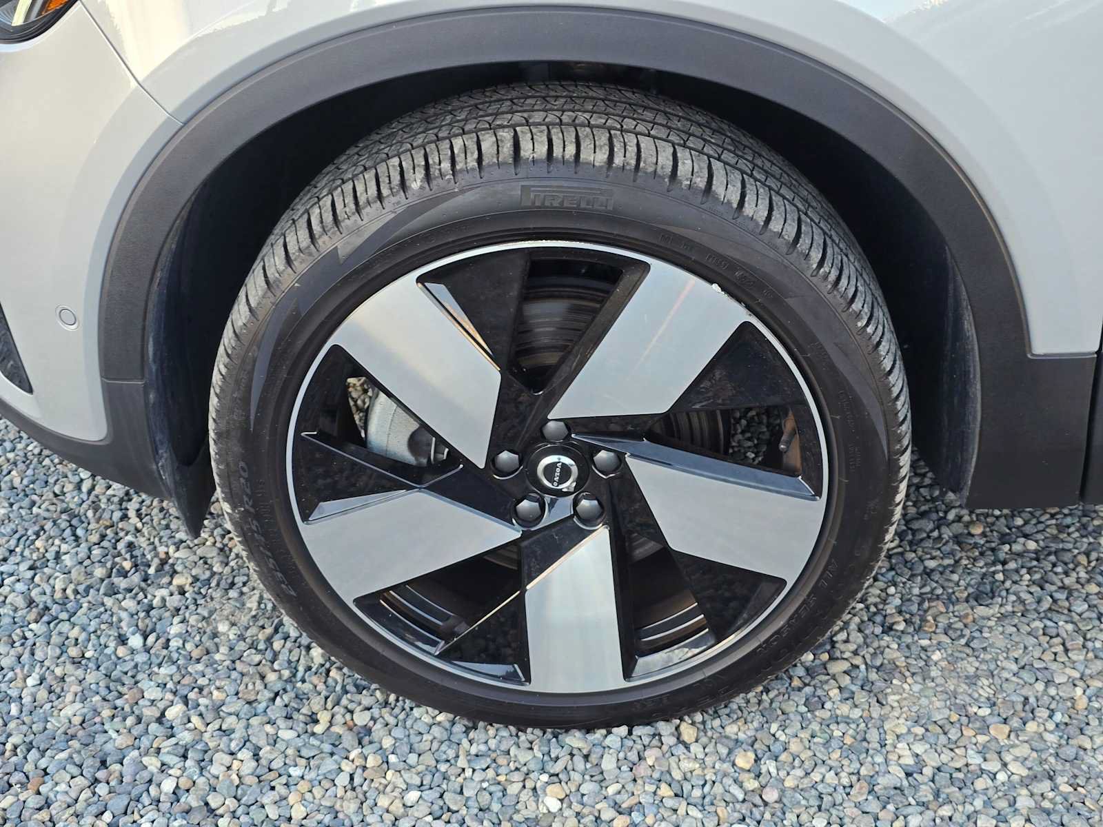 Used 2023 Volvo C40 P8 Recharge Plus w/ Climate Package AWD/4WD image 9