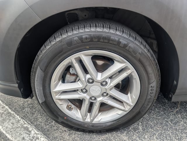 Used 2019 Hyundai Kona SE FWD image 18