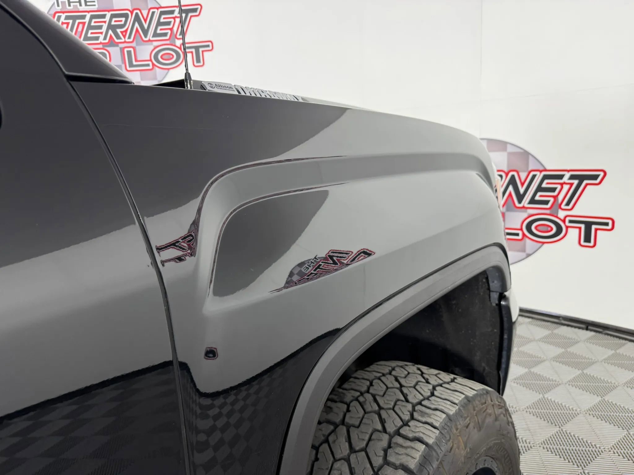 Used 2019 GMC Sierra 2500 Denali w/ Duramax Plus Package AWD/4WD image 31