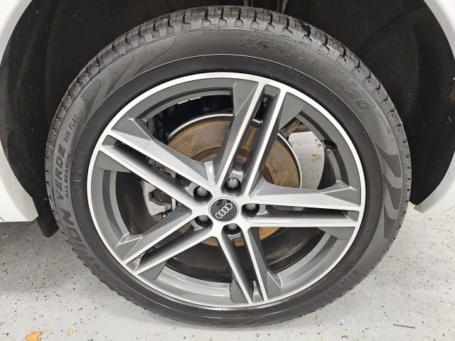 Used 2022 Audi Q5 e Prestige image 10