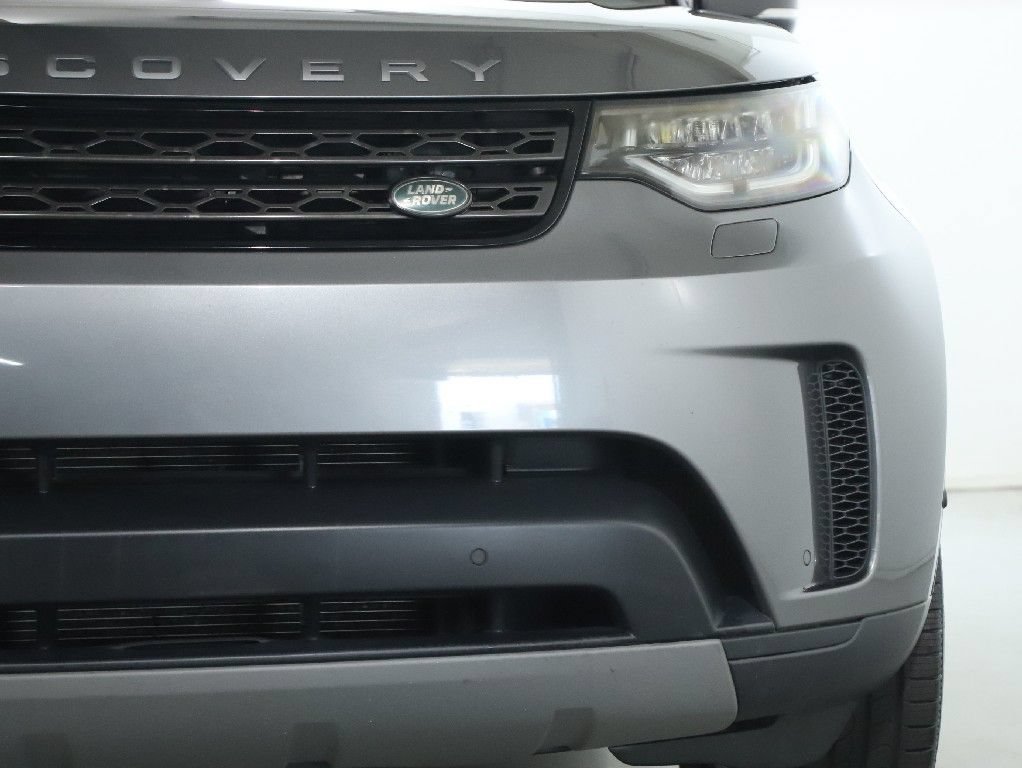Used 2017 Land Rover Discovery SE AWD/4WD image 47