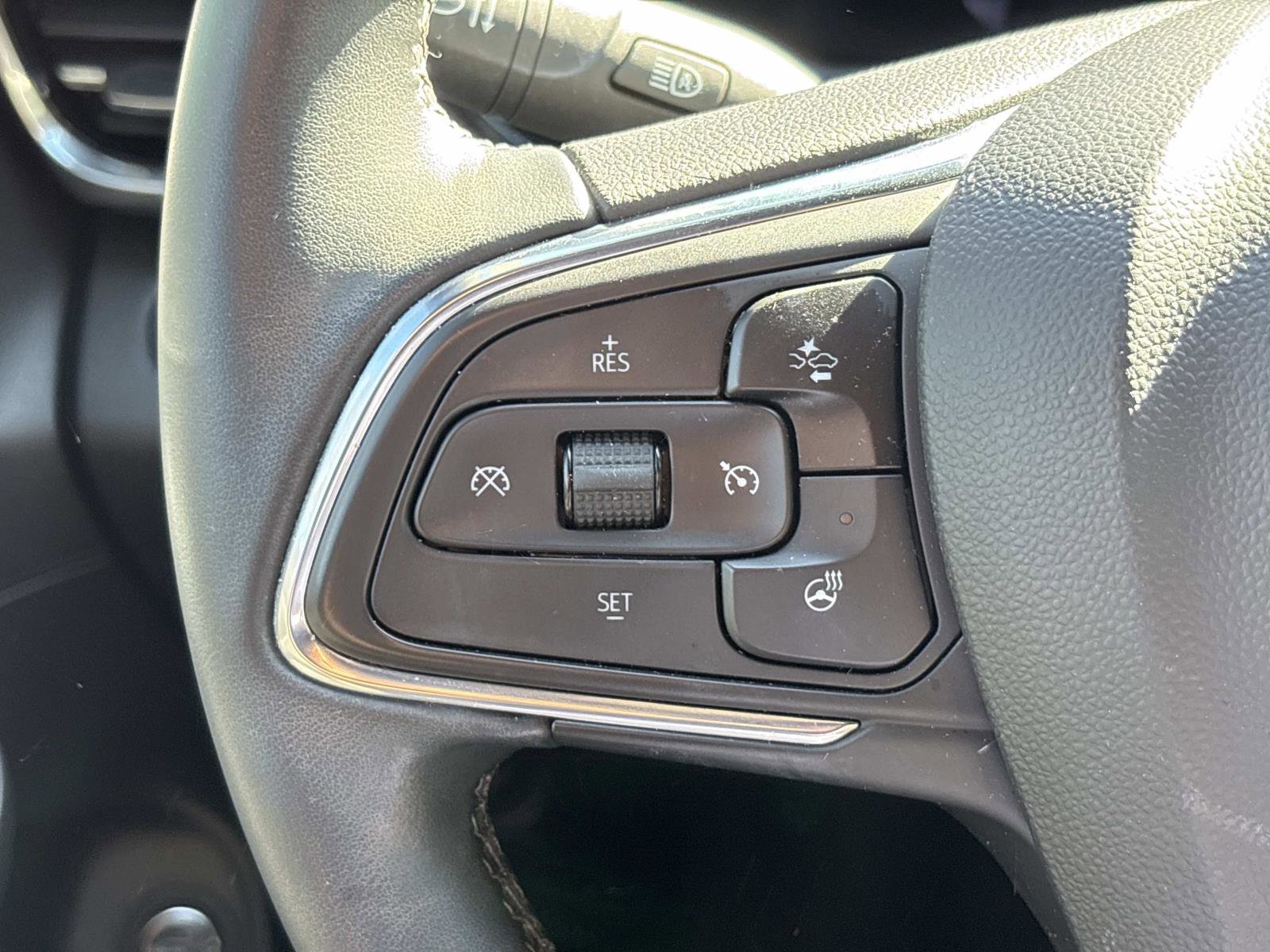 Used 2024 Buick Envista Sport Touring w/ Convenience I Package image 16