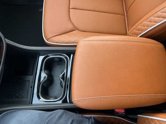 New 2026 Chrysler Pacifica Pinnacle FWD image 21