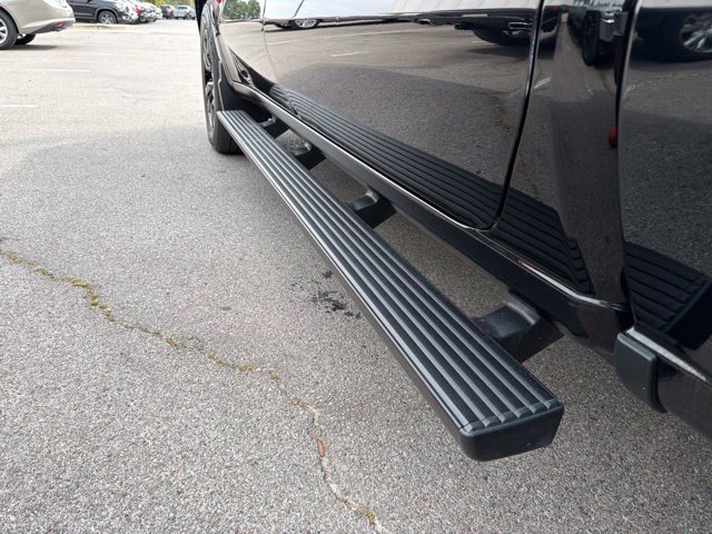 Used 2024 Chevrolet Silverado 1500 Custom AWD/4WD image 32