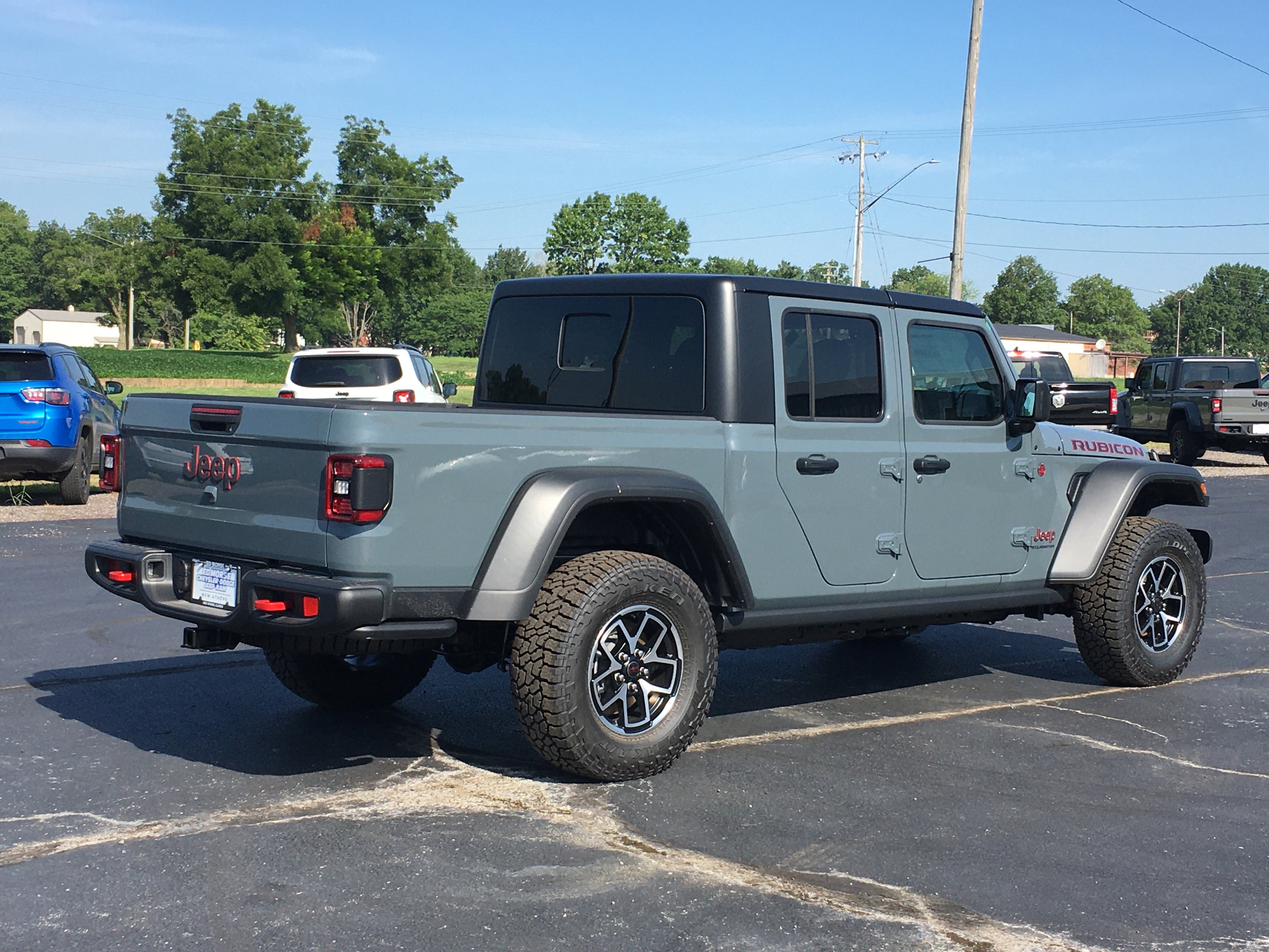 New 2025 Jeep Gladiator Rubicon w/ Convenience Group image 3
