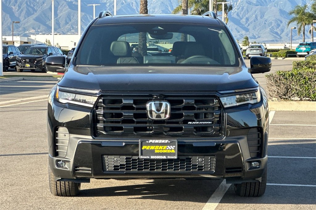 New 2026 Honda Pilot Black Edition image 9