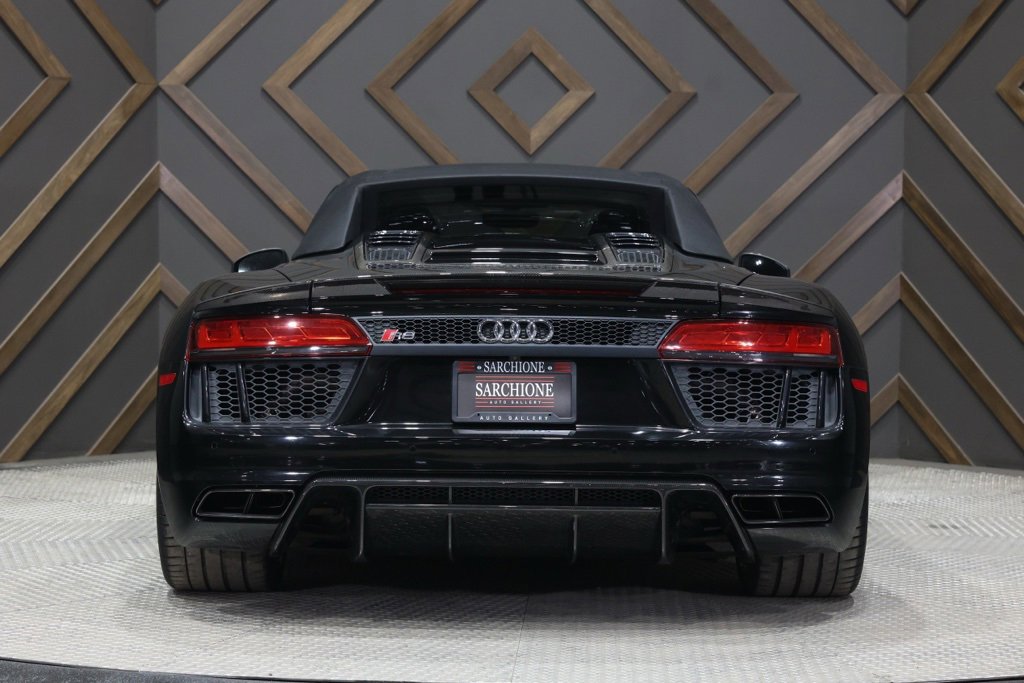 Used 2018 Audi R8 V10 plus image 47