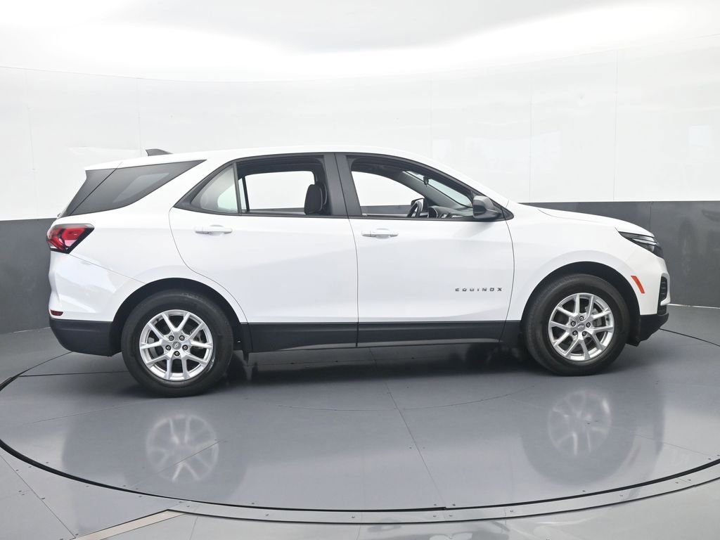 Used 2024 Chevrolet Equinox LS FWD image 7