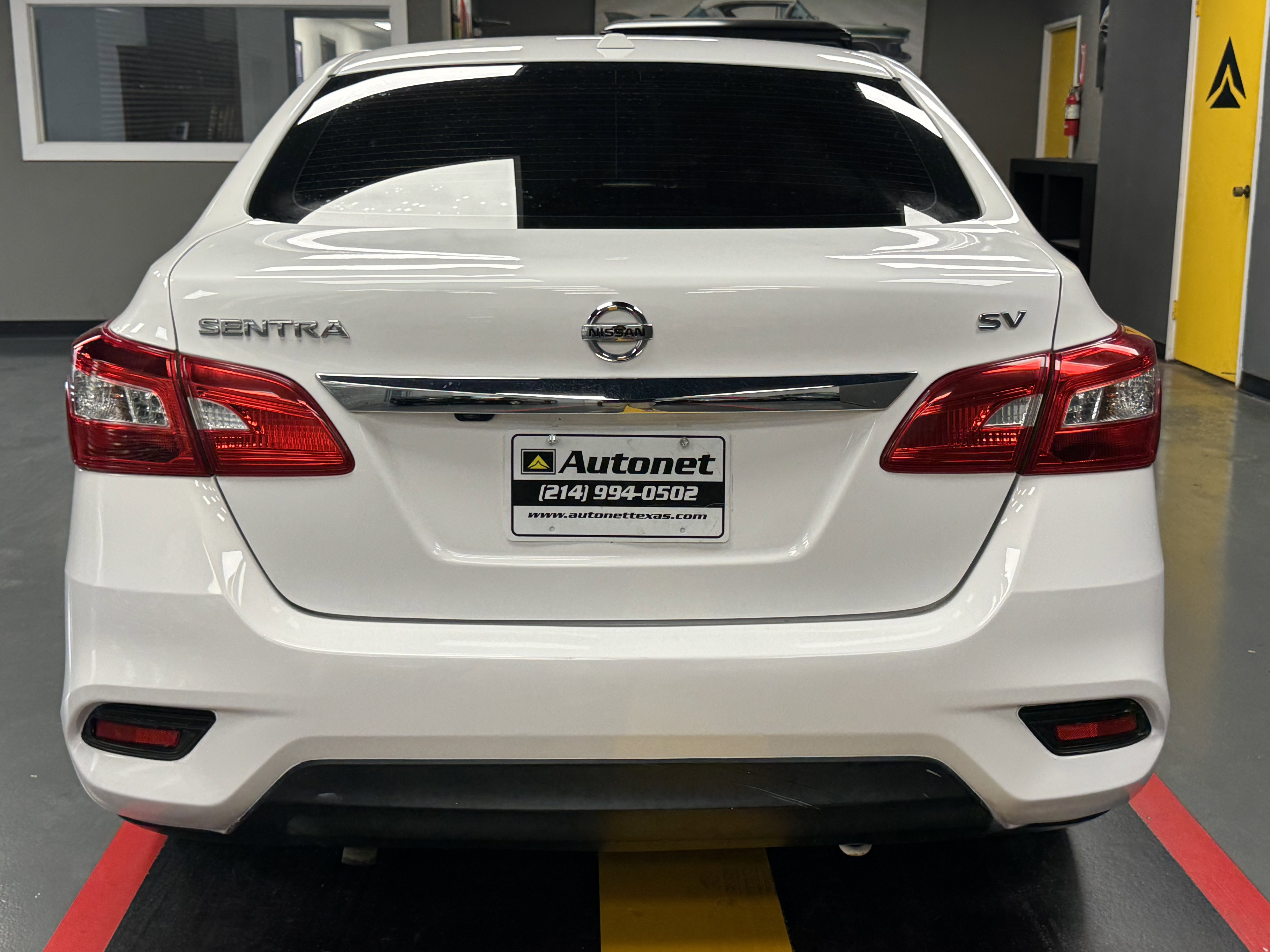 Used 2019 Nissan Sentra SV FWD image 5