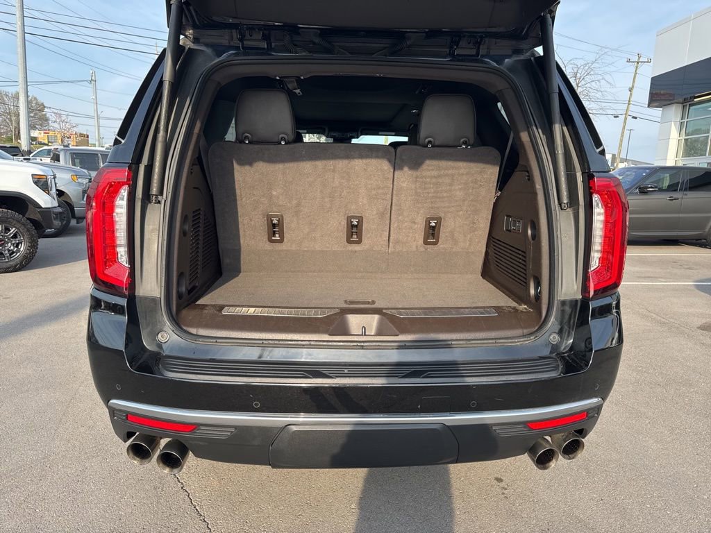 Used 2024 GMC Yukon Denali RWD image 31
