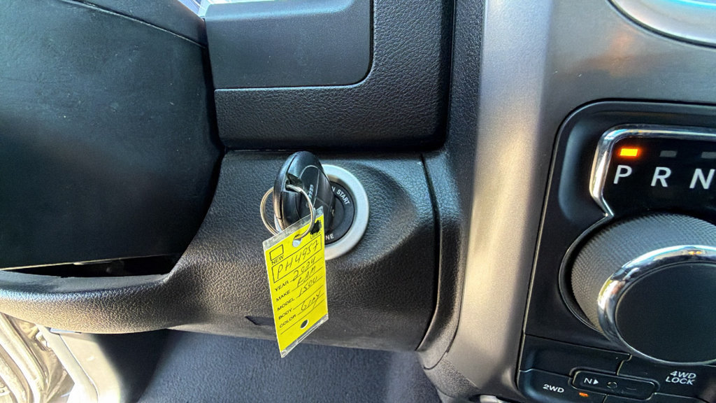 Used 2024 RAM 1500 Classic SLT AWD/4WD image 17