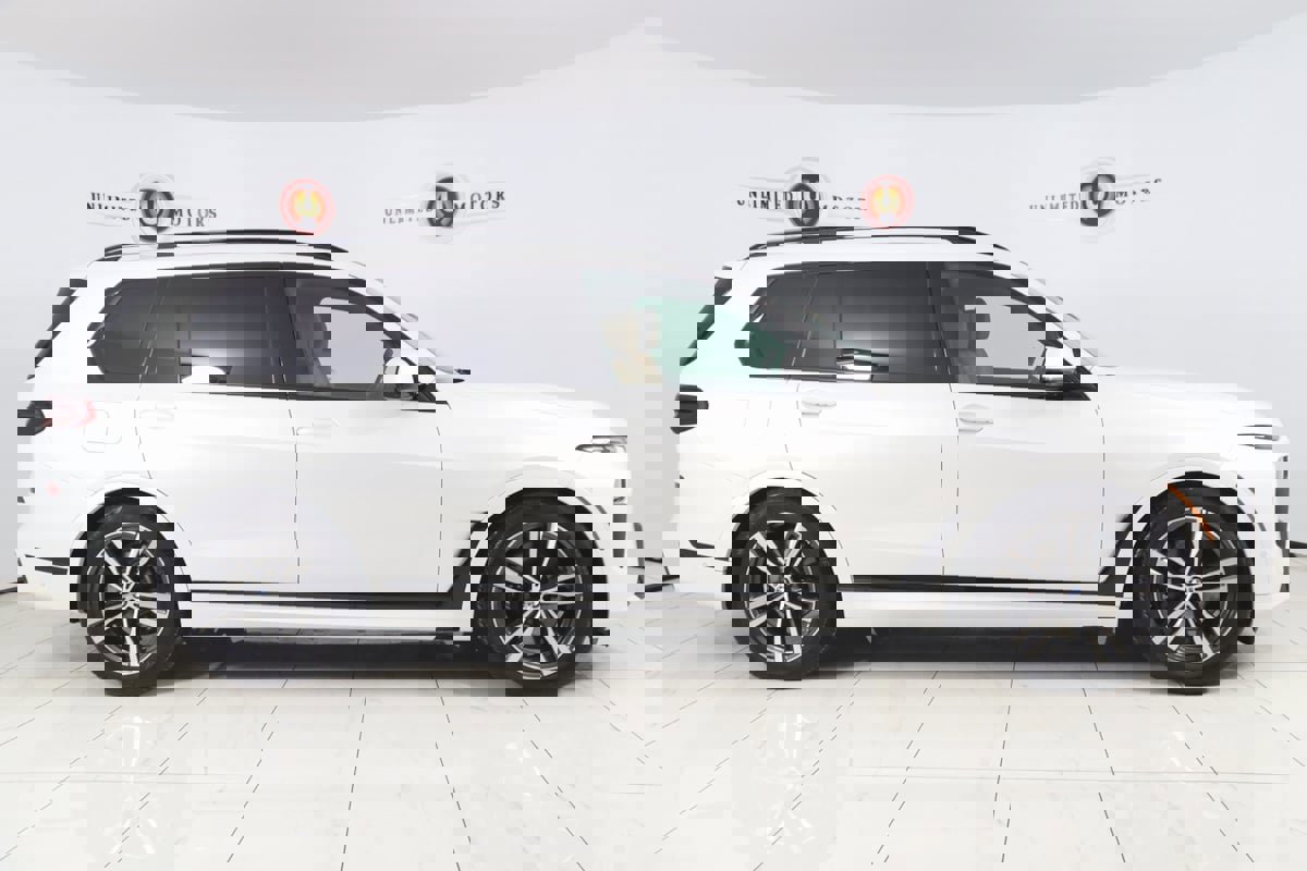 Used 2023 BMW X7 xDrive40i w/ M Sport Package image 2