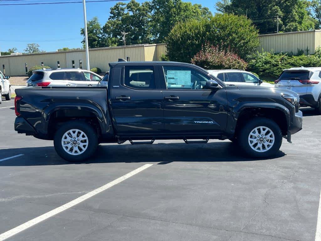 Used 2024 Toyota Tacoma SR5 w/ SR5 Upgrade Package AWD/4WD image 28