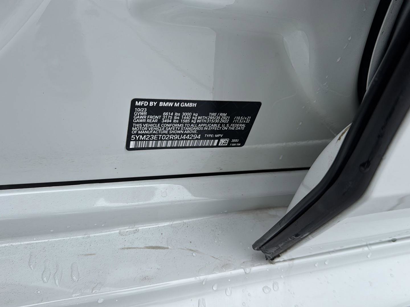 Used 2024 BMW X6 M Competition w/ Executive Package image 37