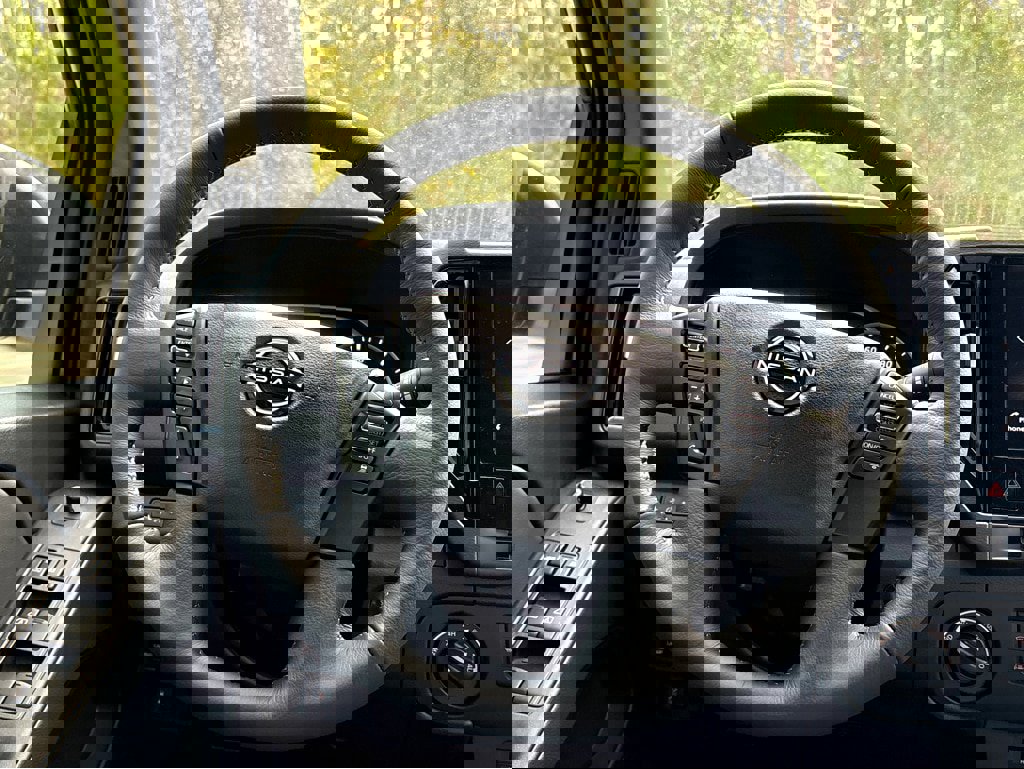 New 2026 Nissan Frontier SV w/ SV Convenience Package image 16