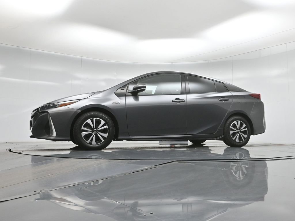 Used 2018 Toyota Prius Prime Plus image 7