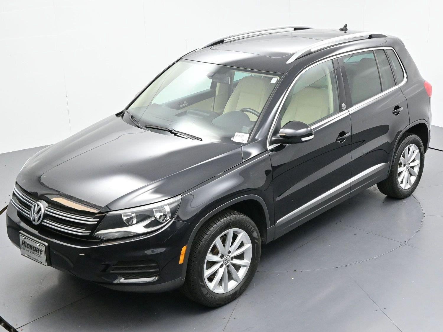 Used 2017 Volkswagen Tiguan Wolfsburg Edition AWD/4WD image 41