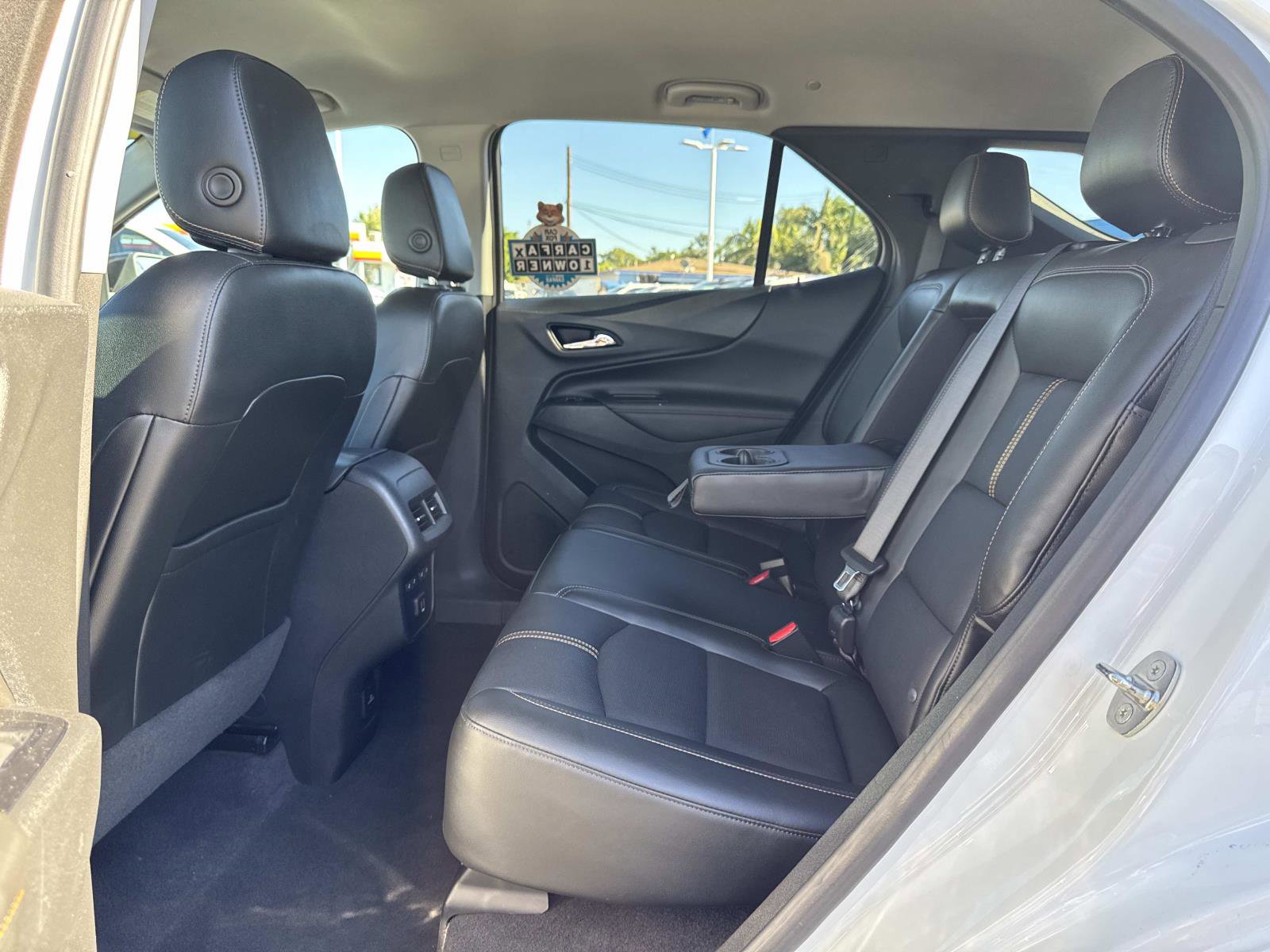 Used 2022 Chevrolet Equinox Premier image 23