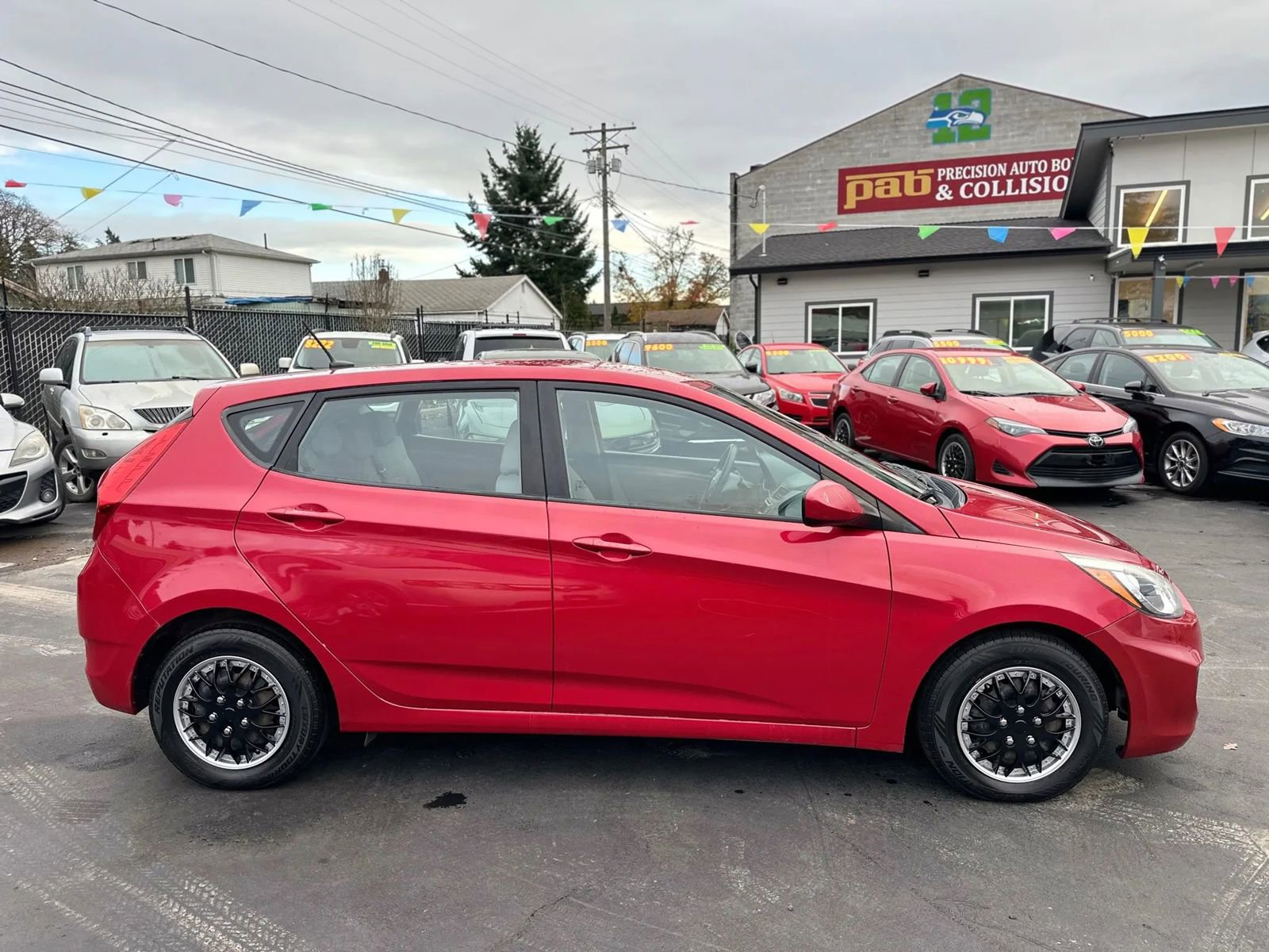 Used 2016 Hyundai Accent SE image 4