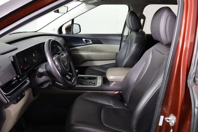 Certified 2025 Kia Carnival FWD image 14
