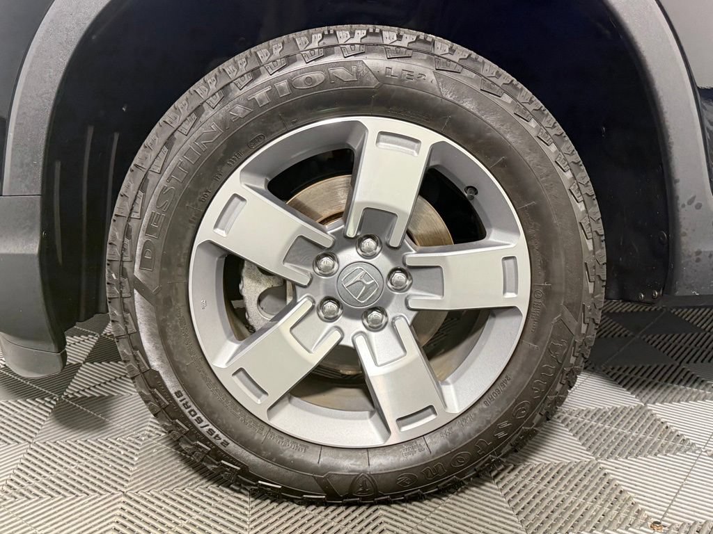 Used 2025 Honda Ridgeline RTL image 12