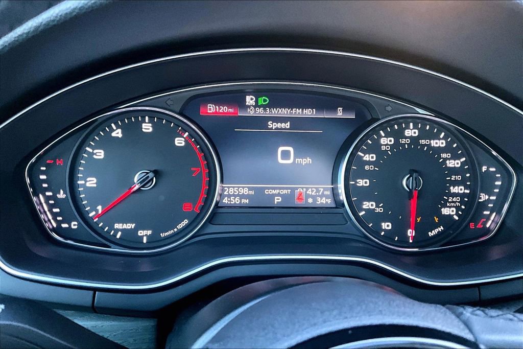 Used 2023 Audi A4 2.0T Premium w/ Convenience Package image 13