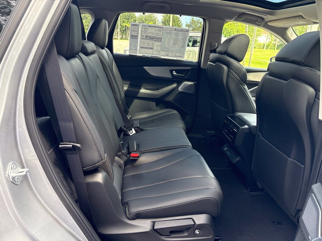 New 2026 Acura MDX w/ Technology Package FWD image 19